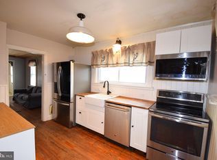 8142 Bletzer Rd, Baltimore, MD 21222