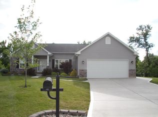 46 White Cedar Ct, Saint Charles, MO 63304