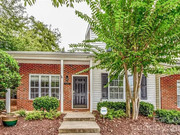 126 Barnhardt Loop, Mooresville, NC 28117