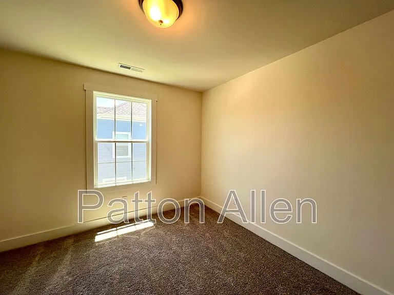 117 N Christie Ct — Photo 39