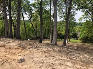 Lakeside Dr, Morgantown, WV 26508