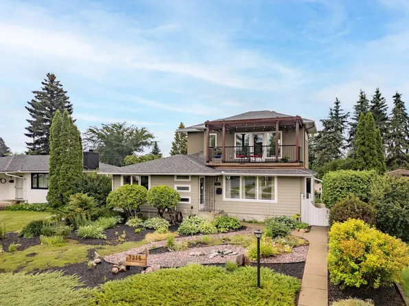 7215 96b Ave NW, Edmonton, AB T6B 1B9