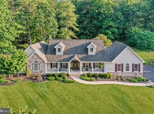 7568 Fishing Creek Valley Rd, Harrisburg, PA 17112