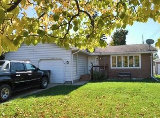 435 Dahlia Dr, Lansing, MI 48911
