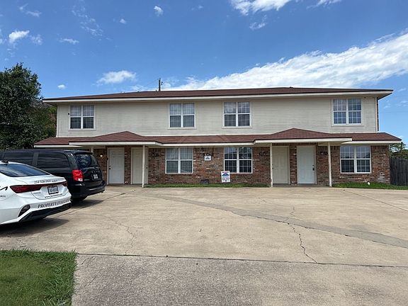 2nd image of 402 Brittney Way APT D