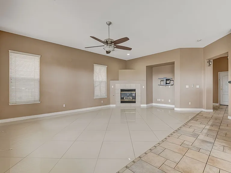 2504 Antique Blossom Ave — Photo 16