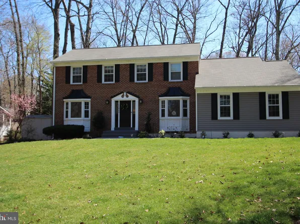 11903 Latigo Ln, Oakton, VA 22124