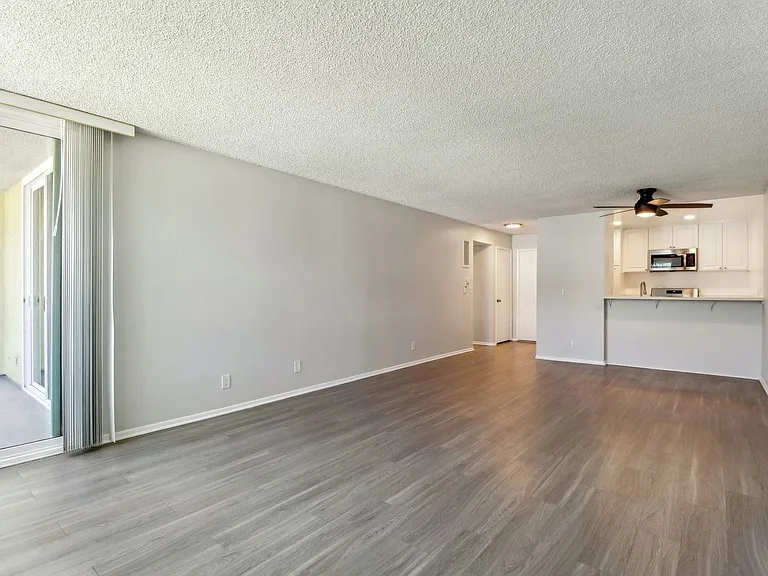 4200 Harbor Blvd — Photo 26