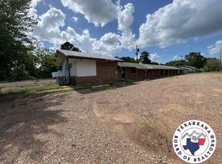 1019 E Broad St, Texarkana, AR 71854