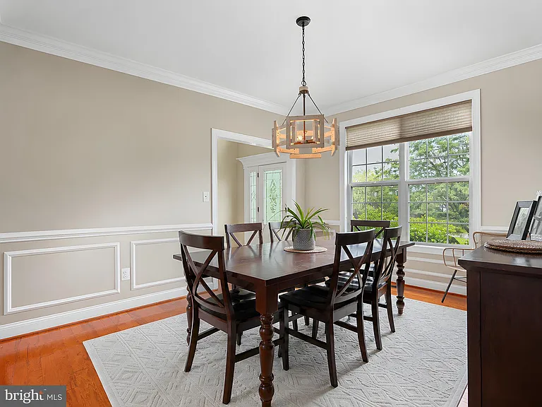 23017 Holloway Ct — Photo 10