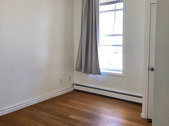 2nd image of 30-63 Steinway St #1