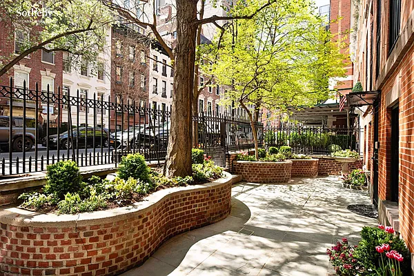 163 East 78th Street #1 in Lenox Hill, Manhattan | StreetEasy