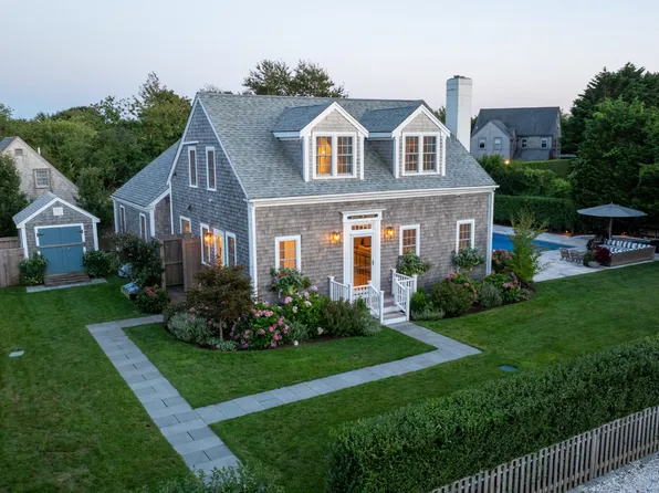50 Hummock Pond Rd, Nantucket, MA 02554
