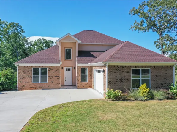 102 Topsail Dr, Anderson, SC 29625