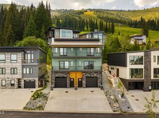 98 Chutes Ln, Sandpoint, ID 83864