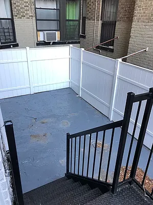 Rented by Heritage Realty LLC | media 27