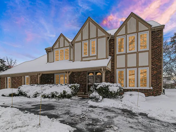 967 W Bauer Rd, Naperville, IL 60563