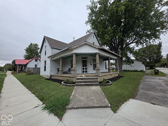 2nd image of 102 W Main St