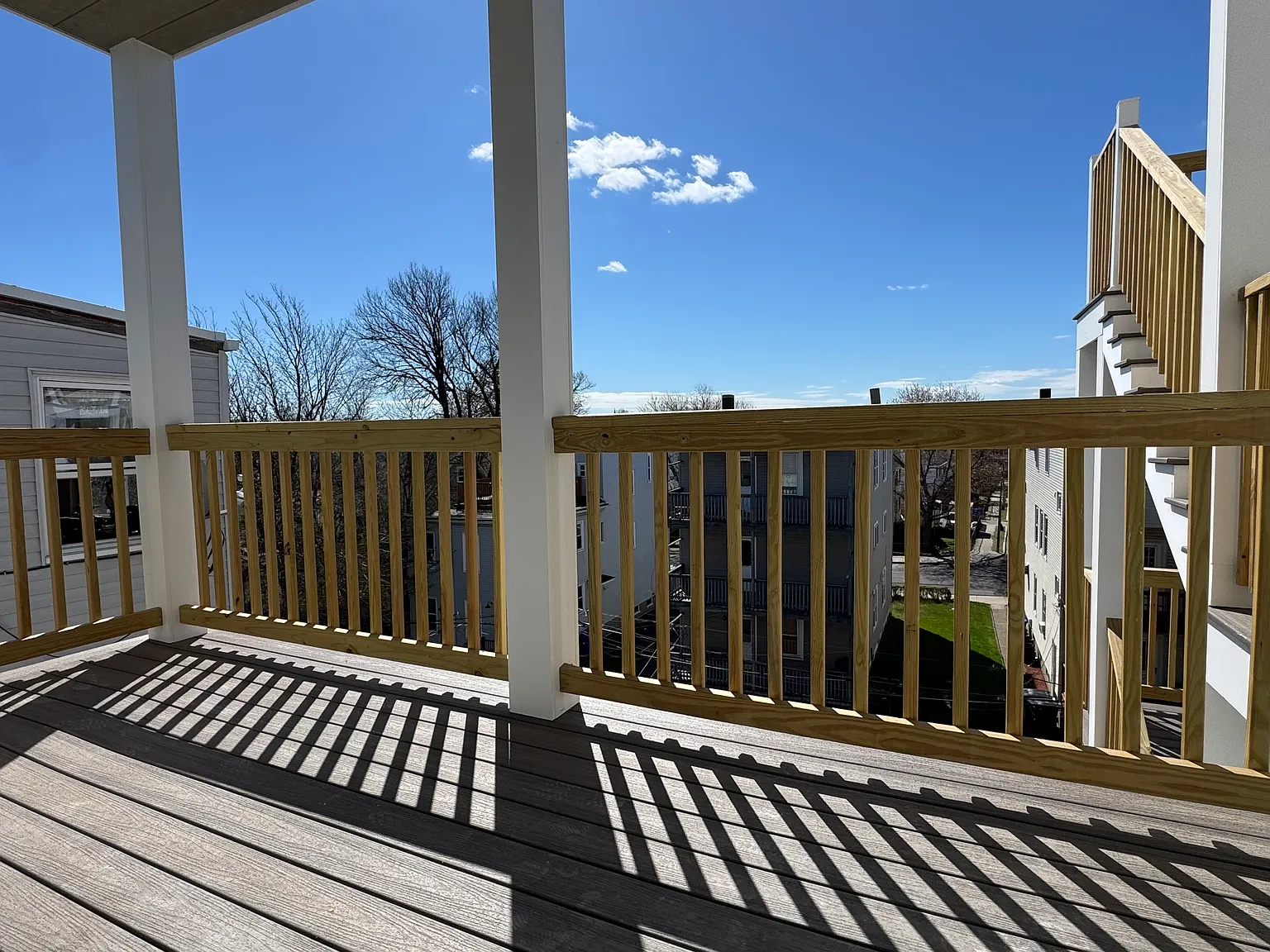 3 bed, 1000 sqft, $3,795 — Photo 3