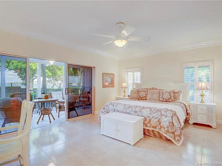 184 NE Edgewater Dr #1001 — Photo 41