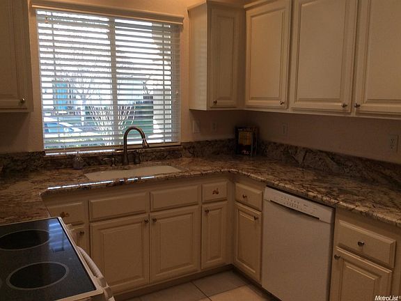 5th image of 2607 Deerwood Ct