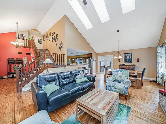5th image of 6559 Wyndham Dr