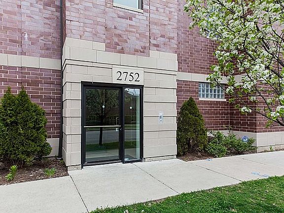 2nd image of 2752 W Argyle St APT 1