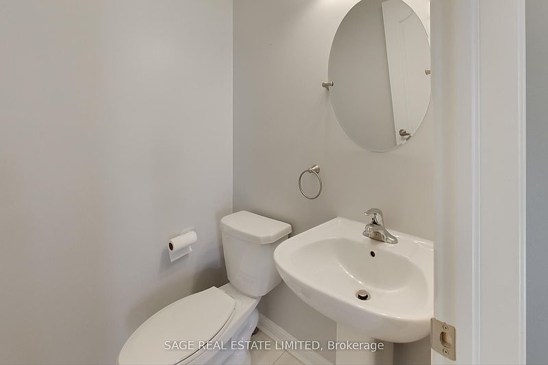Ajax Townhouse for rent - 2 Bedrooms — photo 15
