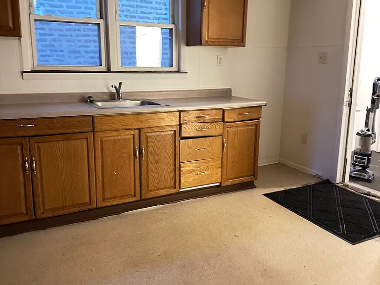 4860 Northcote Ave #UF — Photo 3