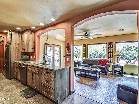 3rd image of 937 Leisure World