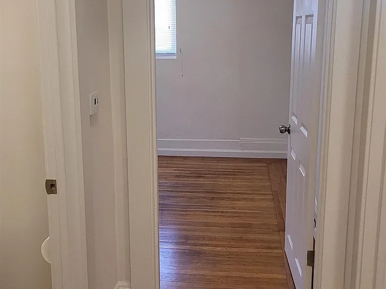 2124 12th Ave — Photo 18