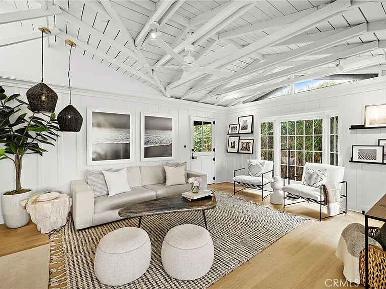 592 Bluebird Canyon Dr — Photo 1