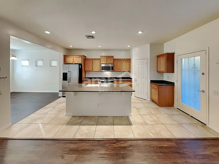 11054 E Stearn Ave — Photo 5