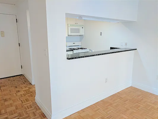 Rented by J Philip Real Estate LLC | media 25