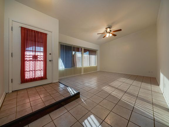 5th image of 7302 N Heathcliff Ave