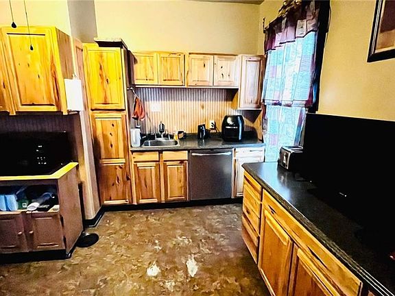 5th image of 54 Bell St