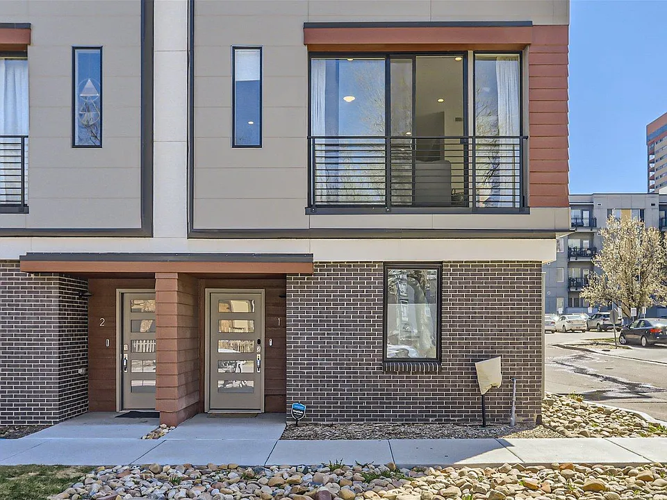 Corner unit receives lots of natural light