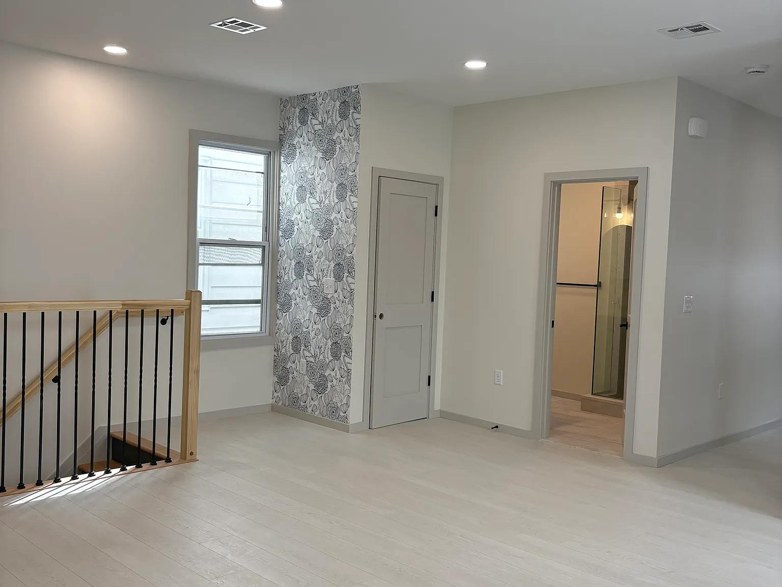 3 bed, $2,800 — Photo 3