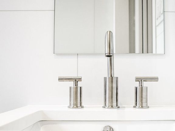 5th image of 333 E 83rd St APT 3E