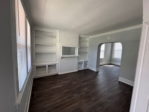 4th image of 1810 Fenton St