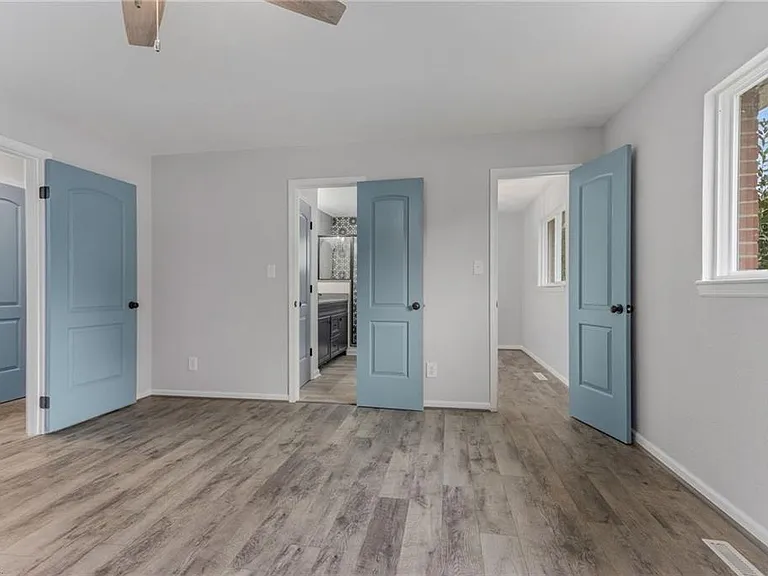 625 Kenneth Rd — Photo 20