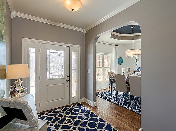 3rd image of 1201 Hickory Ln