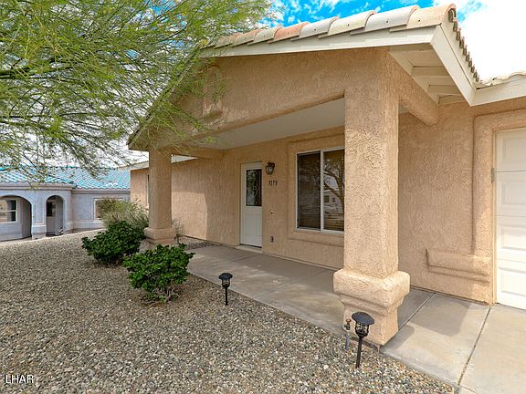 2nd image of 3179 Iroquois Cir