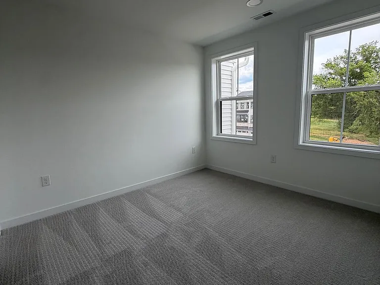 111 Brianna Ct #6 — Photo 39