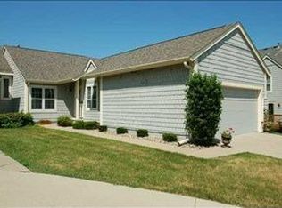 2428 81st Cir, Urbandale, IA 50322