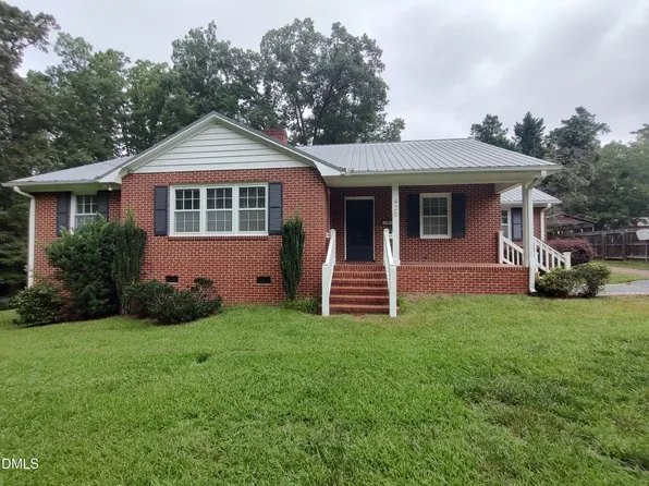 420 Rodwell St, Warrenton, NC 27589