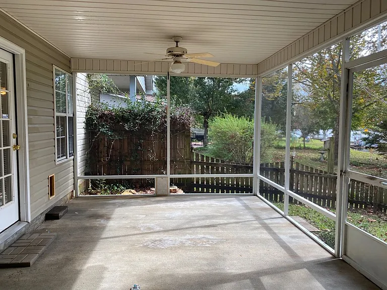 203 Bayside Dr — Photo 23