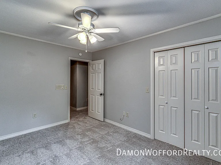 1435 Roxbury Ct — Photo 39
