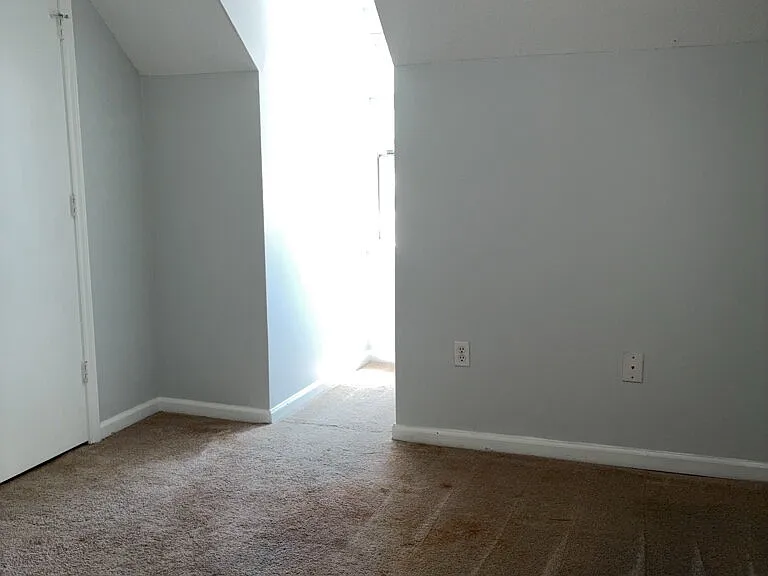 1101 Hulon Ln — Photo 22