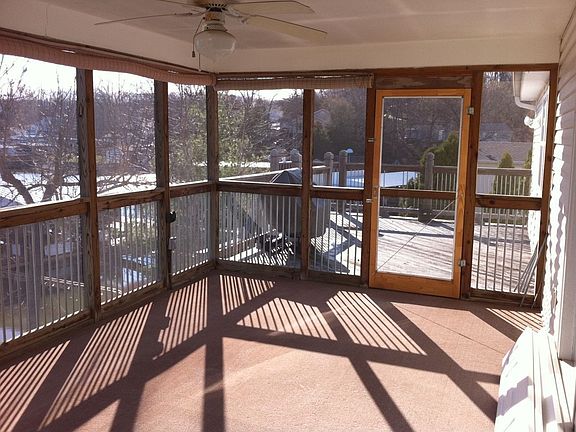 4th image of 136 Circle Dr